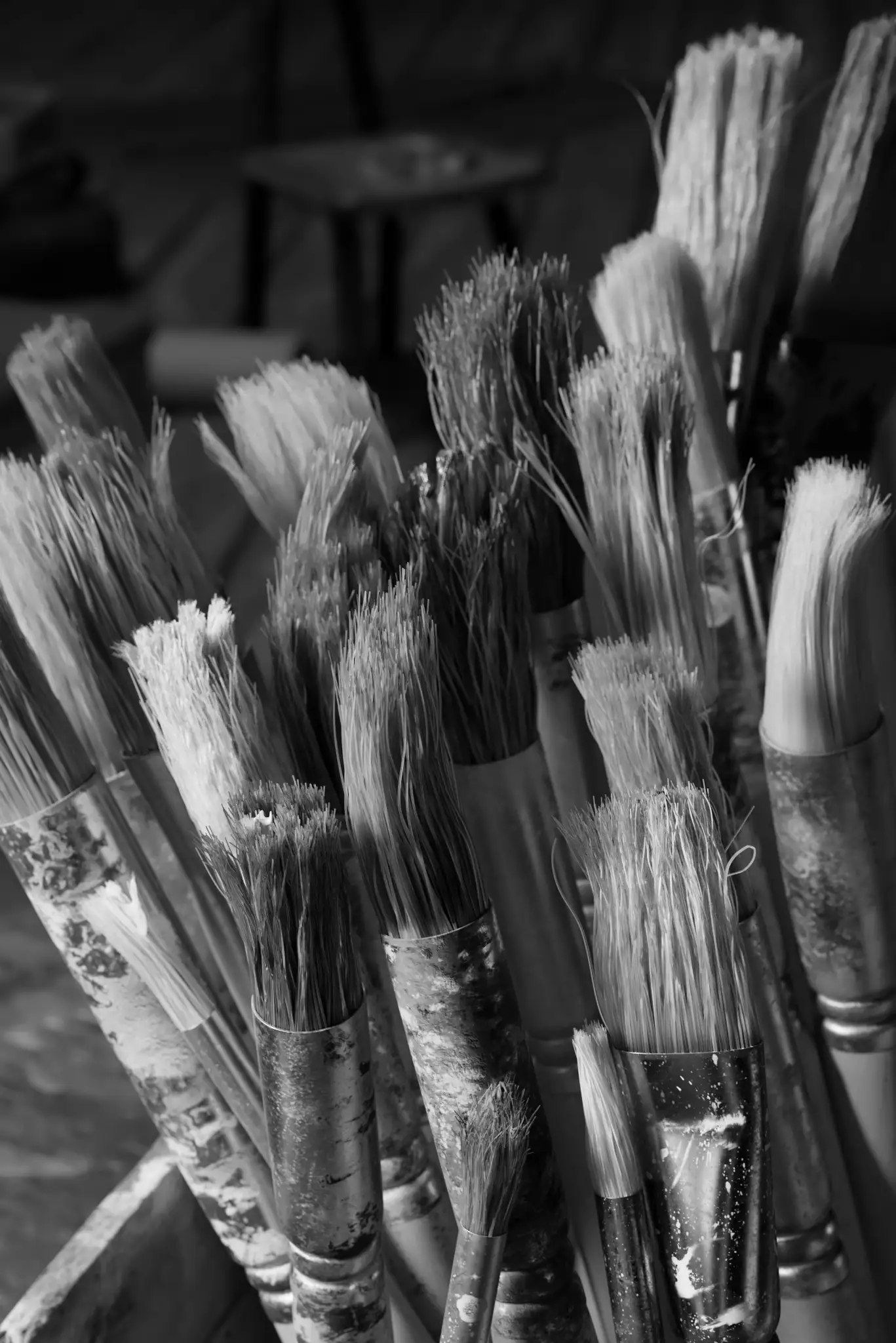 在V-Ray与XGen中打造逼真画笔:技术全解析-次世代模型库 绘画笔刷白模渲染